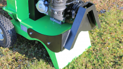 Buschholzhäcksler zum Anbau mit Kohler Motor  LS 95/CH - mit Anbaurahmen